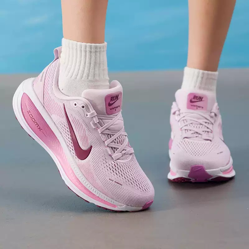 Lightweight Road Running Shoes - أحذية نايك النسائية الأصلية، خفيفة الوزن،