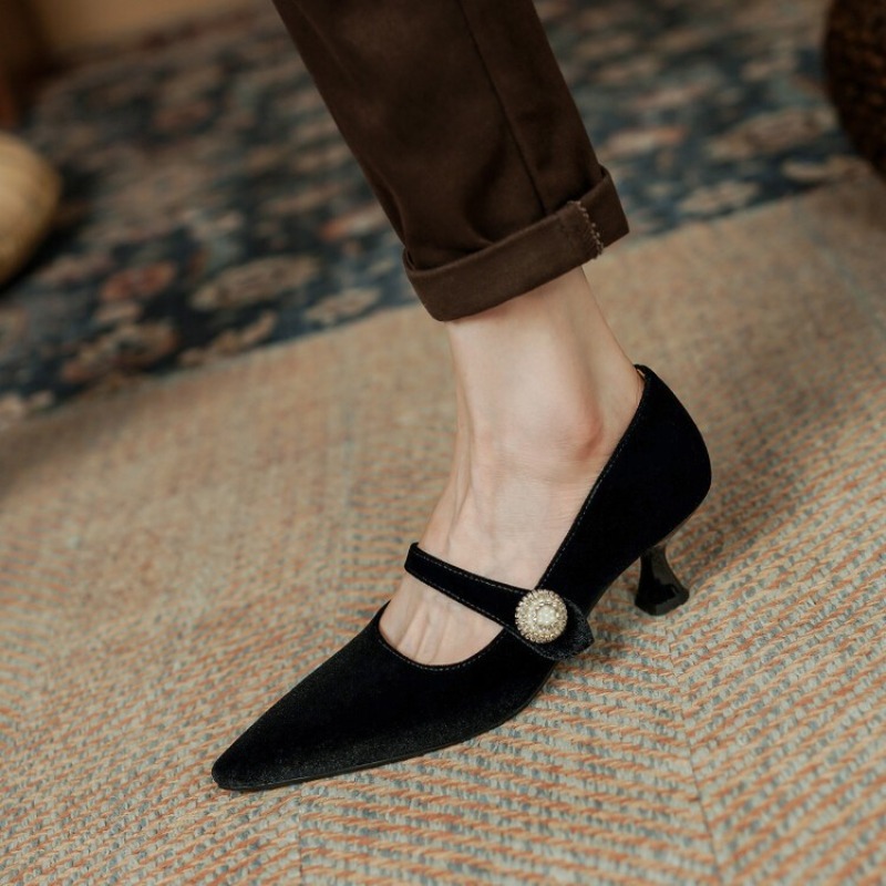 النبيذ الأحمر أشار تو ماري جين - مراجعة Women'S Shoes وسعره