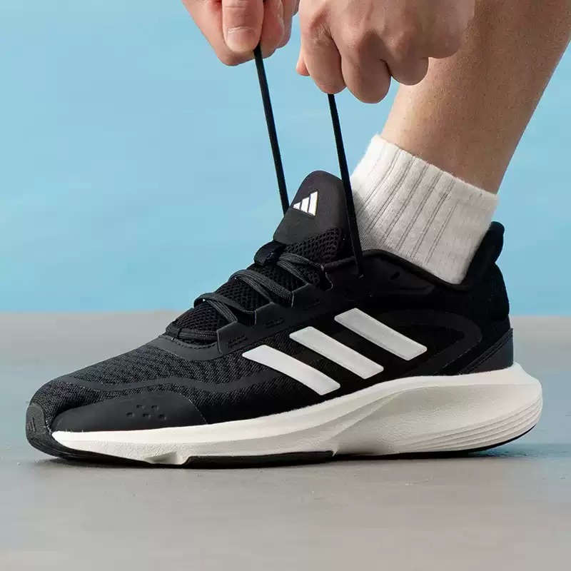 أحذية أديداس للرجال والنساء، أ - مراجعة Lightweight Road Running Shoes وسعره